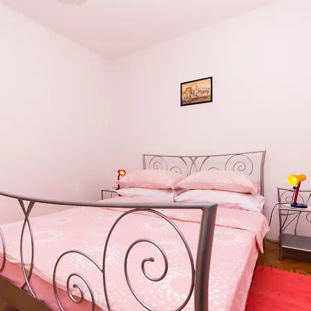 Apartman Pantan Lägenhet *