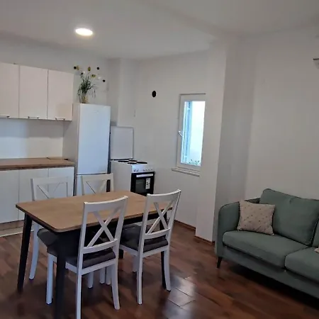 Lägenhet Apartman Pantan *